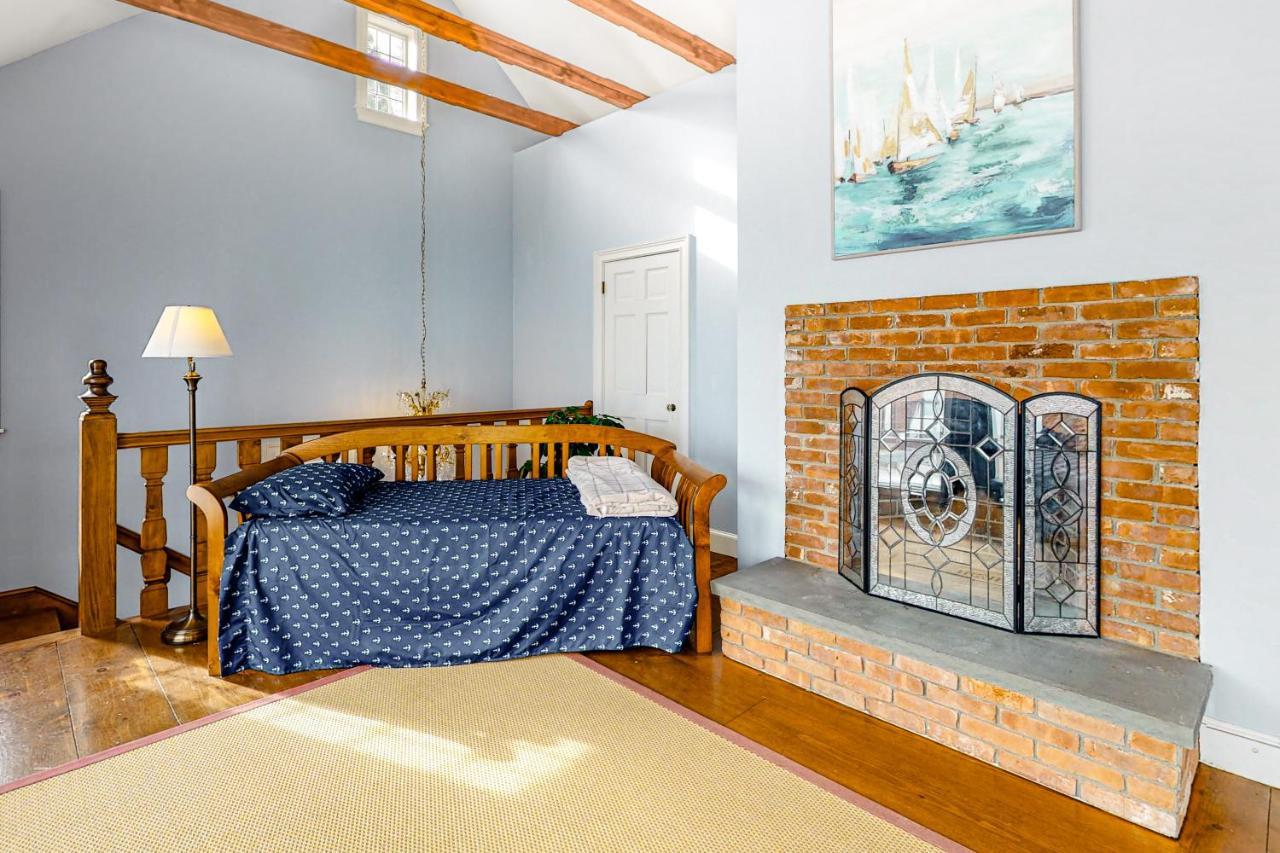 Point Radio Cottage Gloucester Buitenkant foto